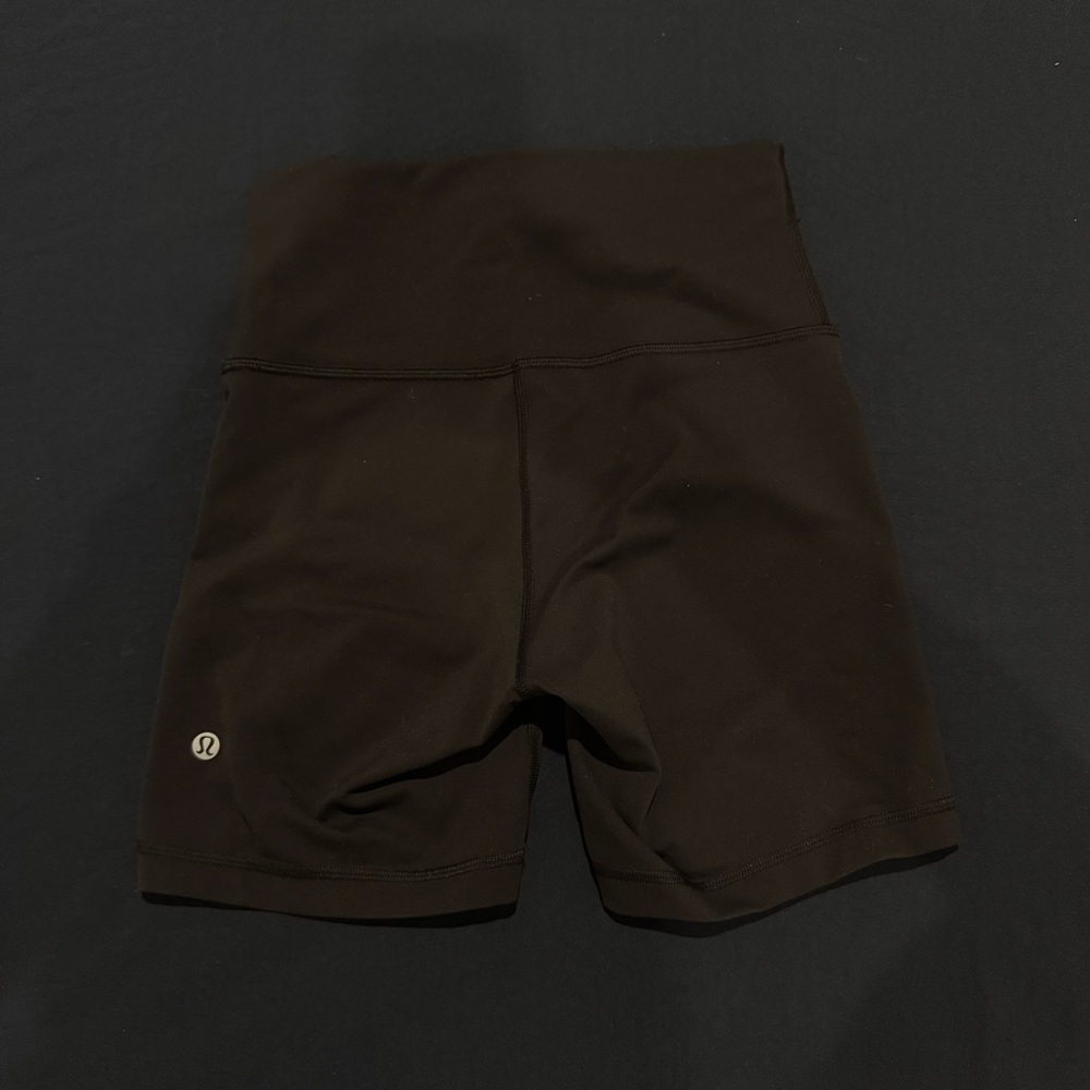 Wunder Train High Rise Short 6” - Picture 2 of 4